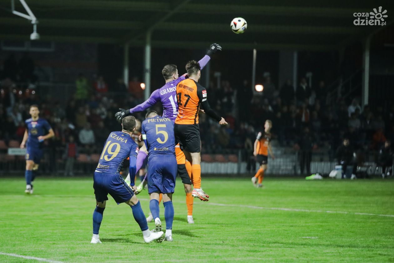 KSZO 1929 Ostrowiec Świętokrzyski - Stal Kraśnik [ZDJĘCIA]