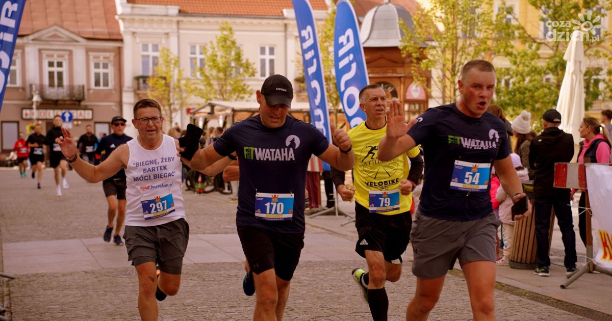 400 osób na starcie 13. Kieleckiej Dychy