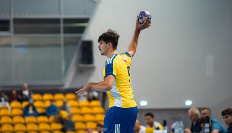 Rozdział 8: Przetarcie przed mistrzami świata