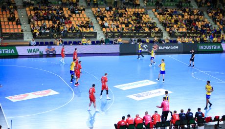 Pewna wygrana Industrii Kielce, Cordalija bohaterem meczu