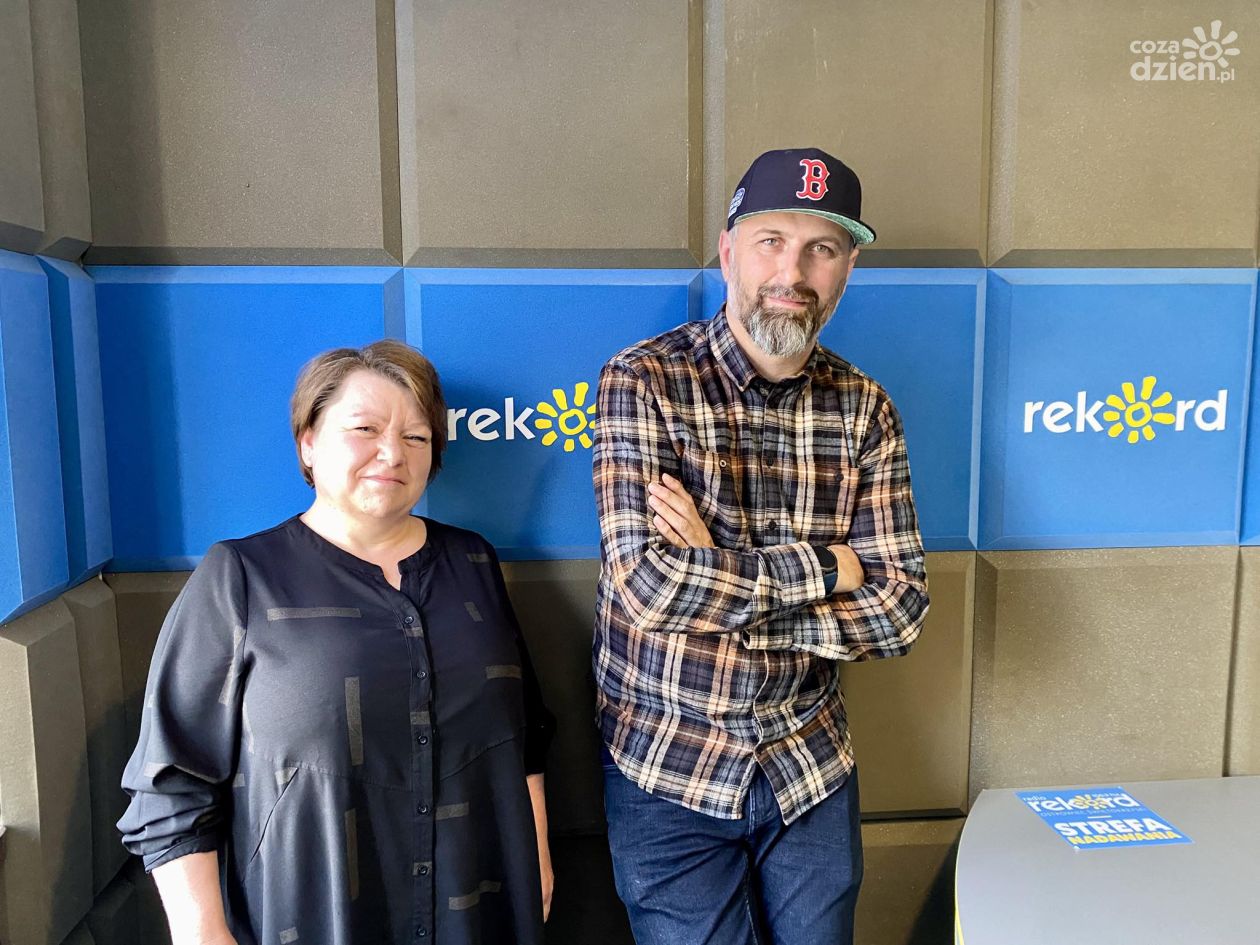 D. Kowalczyk i A. Ćmikiewicz: Zapraszamy na kulturalną jesień w Ostrowcu