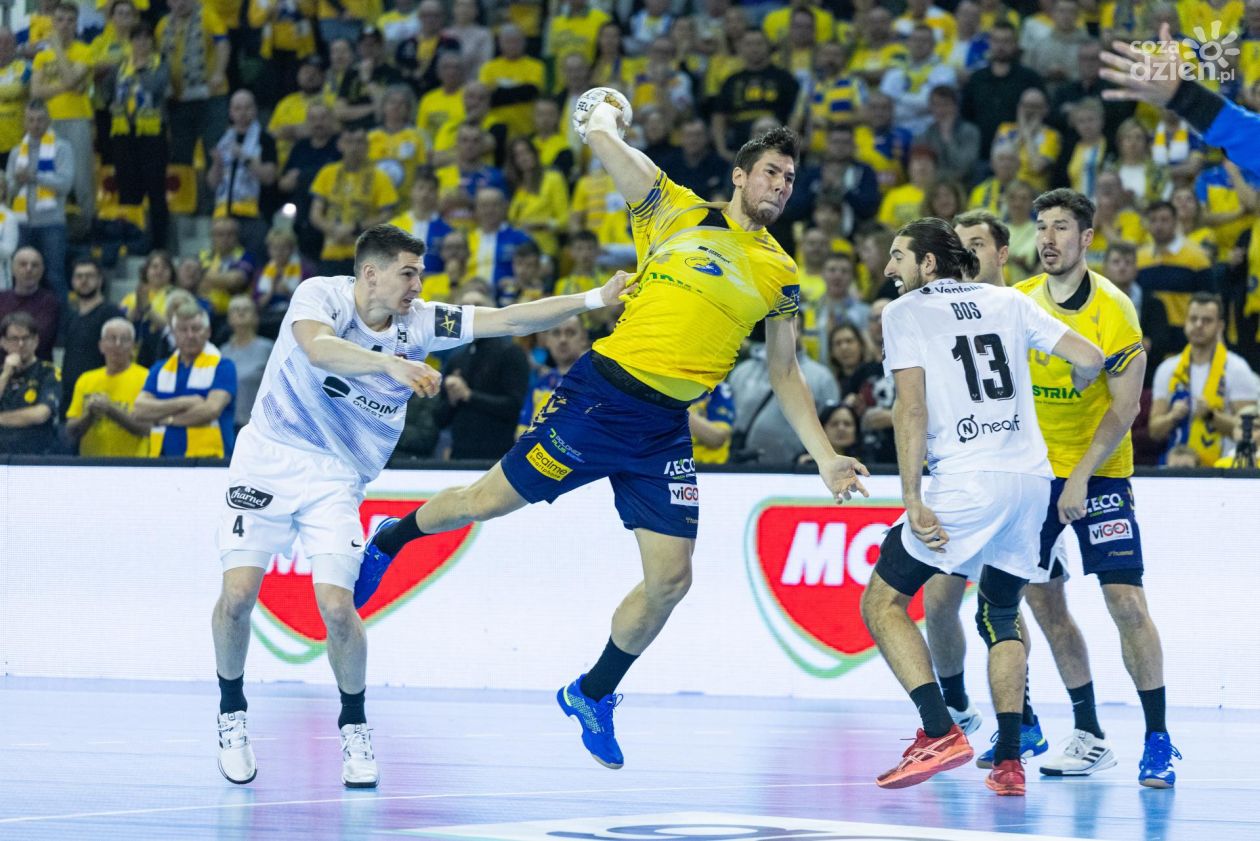 Rozdział 11: Francuski gigant w kieleckiej hali 