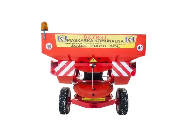 Solarki i piaskarki – jak dbać o drogi zimą i zapewnić ich przejezdność?