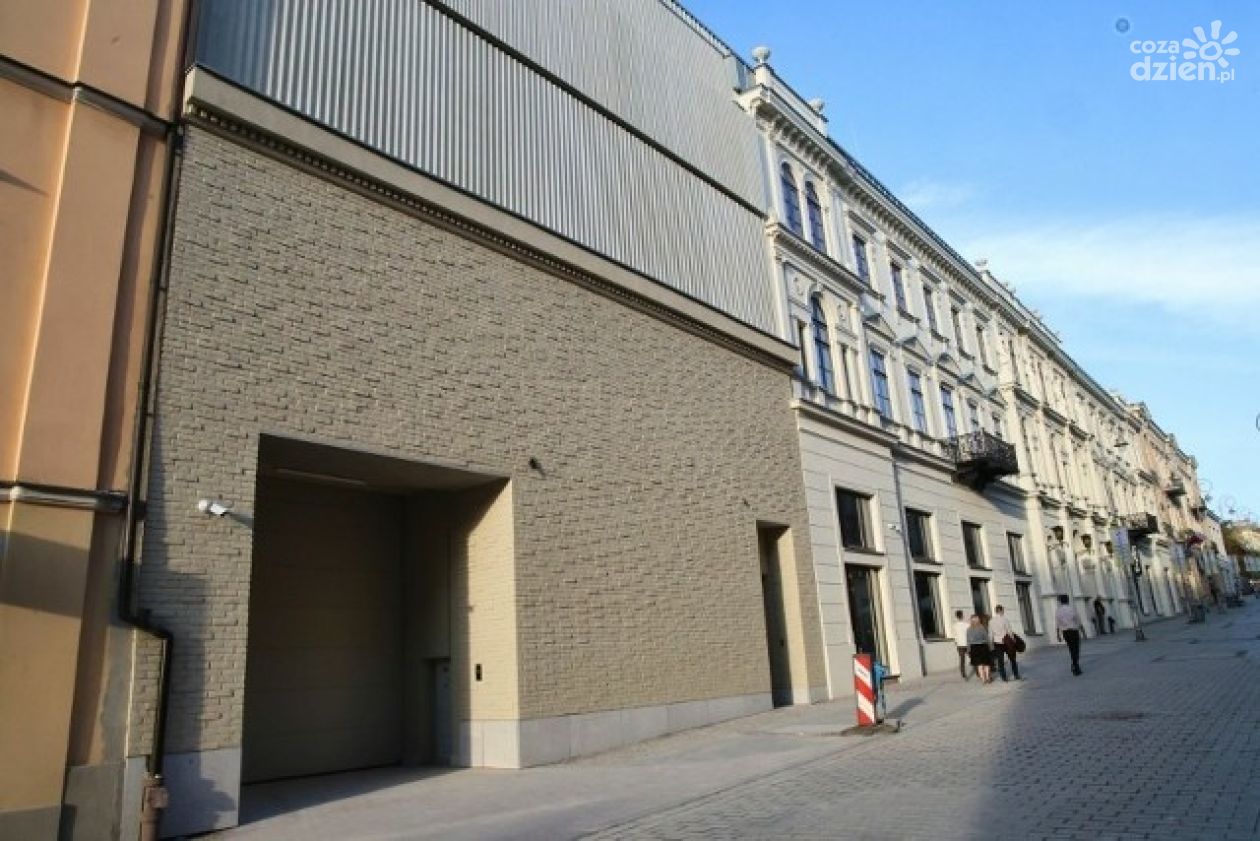 Budynek Teatru Żeromskiego z kolejną nominacją