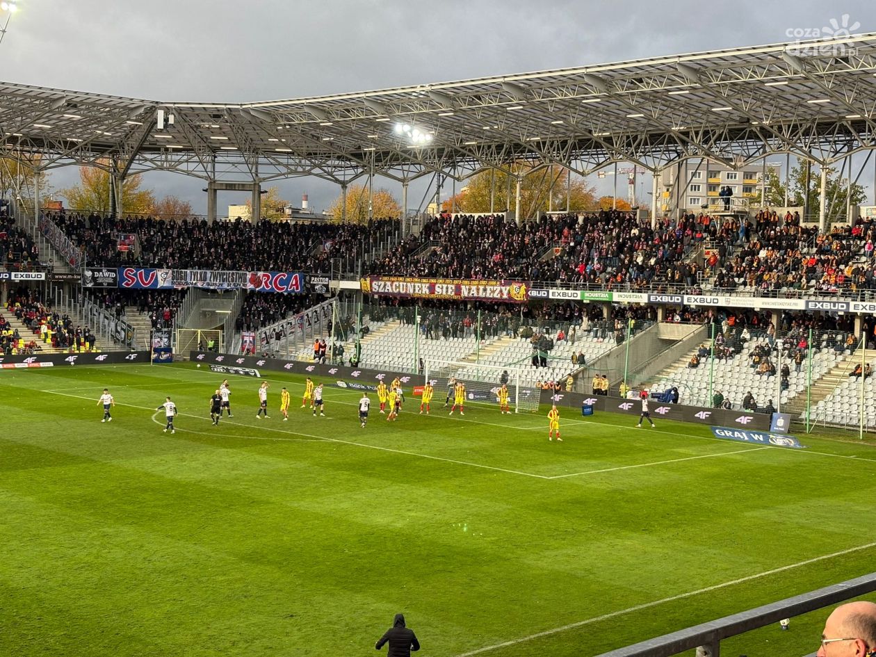 Niewykorzystany rzut karny się mści. Kielczanie tracą punkty w samej końcówce