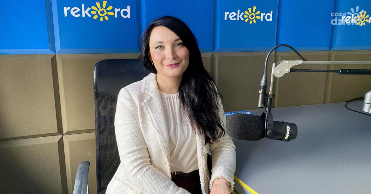 K. Piętos: Doceniamy pracę nauczycieli i talenty młodych ostrowczan