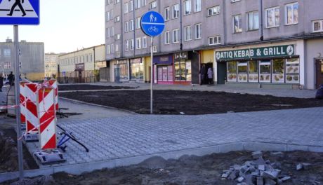 Nowy skwer przy Alei Tysiąclecia w Skarżysku-Kamiennej prawie gotowy