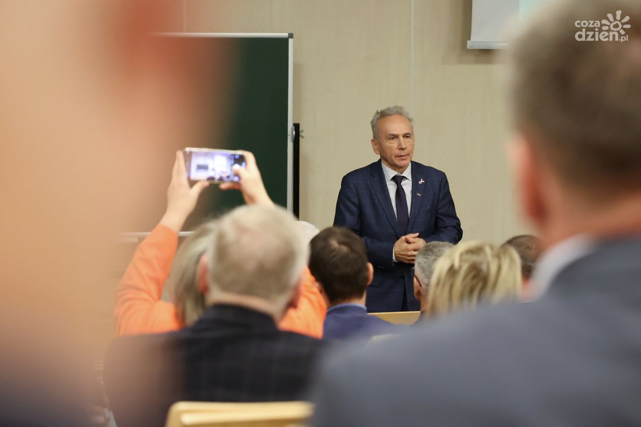 Przemysłowe dziedzictwo z nowym impulsem – powstaje ośrodek badawczy przy Politechnice Świętokrzyskiej