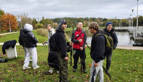 Charytatywnie łowili ryby