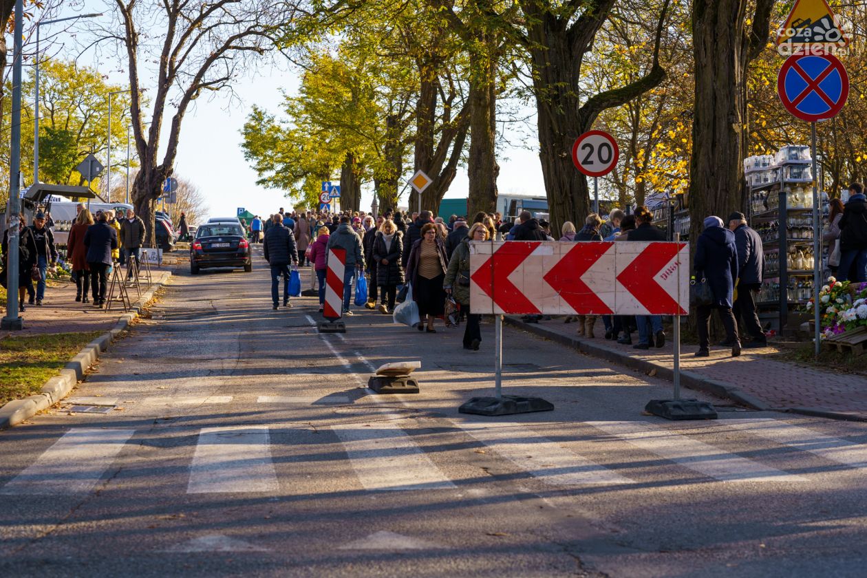Zmiany w organizacji ruchu w Kielcach na czas uroczystości Wszystkich Świętych