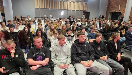 Specjaliści podpowiadali młodzieży jak odnaleźć się na rynku pracy