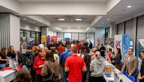 Młodzieżowe Targi Przyszłości i Pracy w Kielcach – inspiracja dla młodych i szansa na zawodowy start