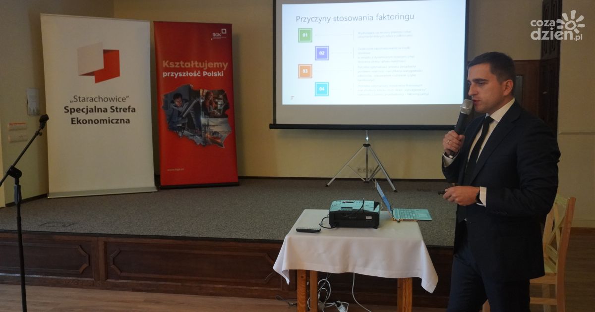 Forum Biznesu i Przedsiębiorczości we Włoszczowie (Zdjęcia)