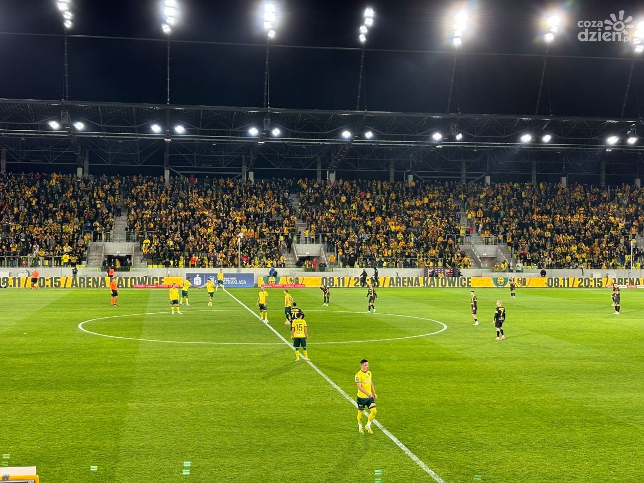 Nic nie może przecież wiecznie trwać...pierwsza porażka Zielińskiego z GKS-em stała się faktem. Korona bez punktów przy Nowej Bukowej