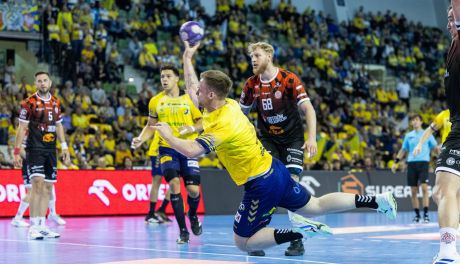 Industria wygrywa z brązowym medalistą poprzedniego sezonu