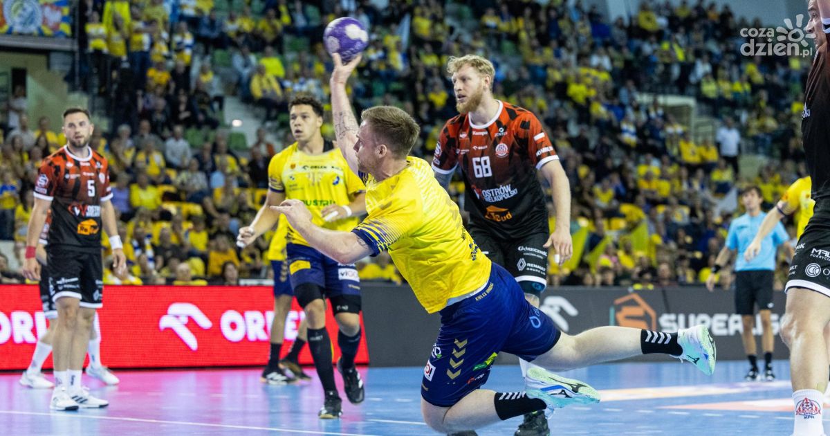 Industria wygrywa z brązowym medalistą poprzedniego sezonu