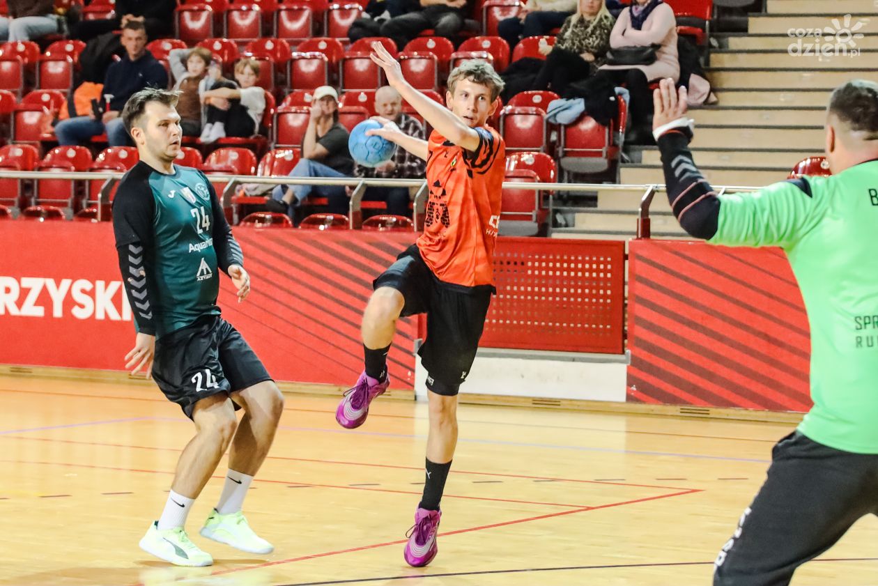 KSZO Ostrowiec Św. - Grunwald Ruda Śląska [ZDJĘCIA]