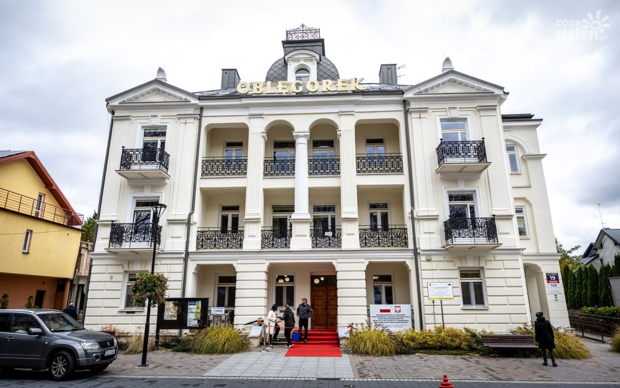 Sanatorium „Oblęgorek” w Busku-Zdroju odzyskało dawny blask 