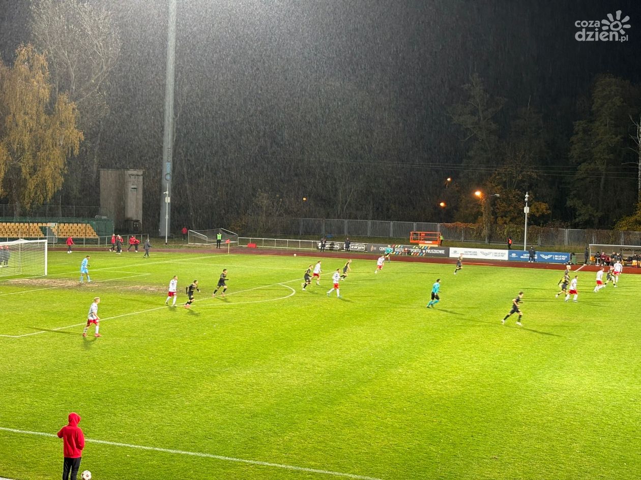 Korona Kielce w 1/8 finału Pucharu Polski. „Zrobiliśmy, co do nas należało” – mówią zawodnicy po meczu ze Zniczem Pruszków