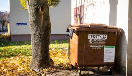 Nowe pojemniki na tekstylia w Staszowie