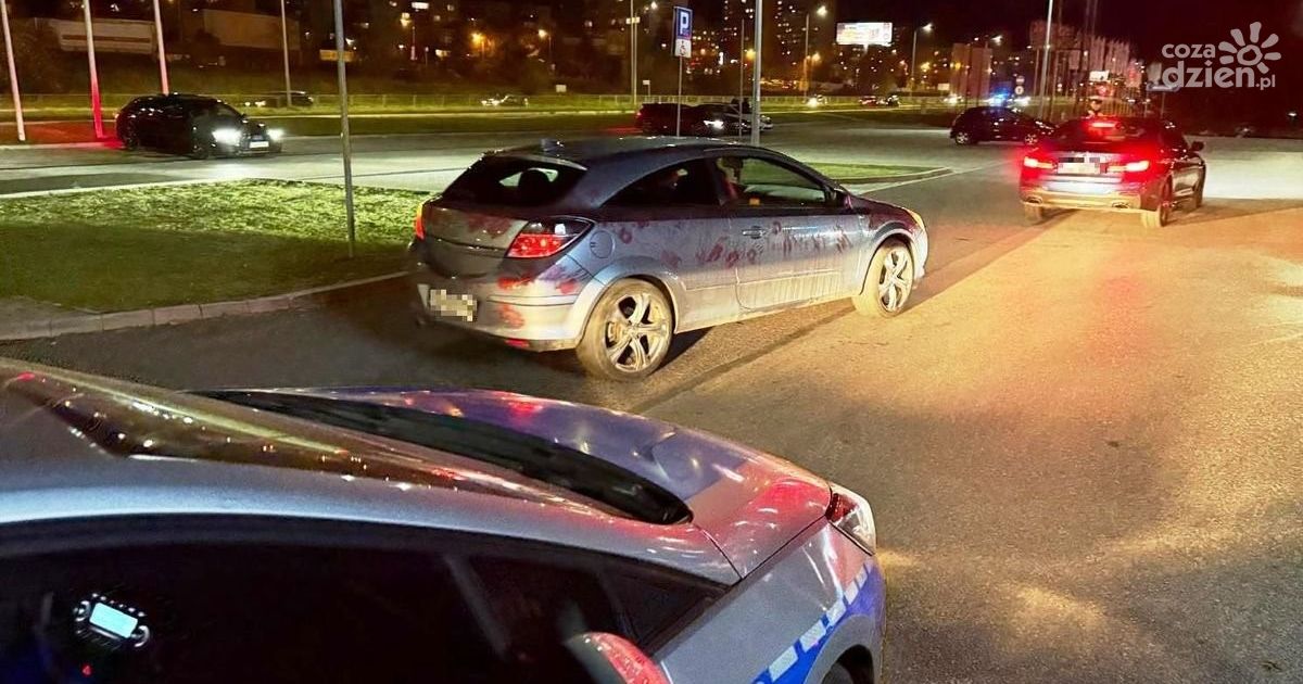 Kielecka policja zatrzymała nocne wyścigi. Ponad 150 skontrolowanych pojazdów