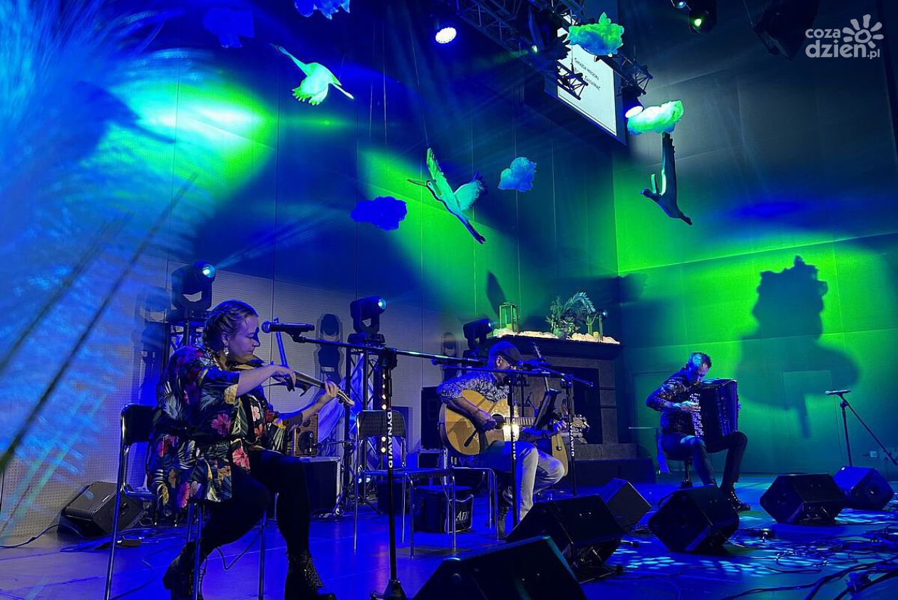 Festiwal „Przy Kominku” – dwa dni muzyki, poezji i jesiennych wzruszeń