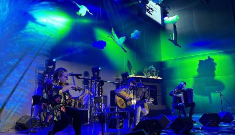 Festiwal „Przy Kominku” – dwa dni muzyki, poezji i jesiennych wzruszeń