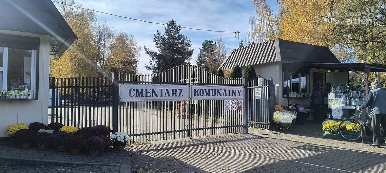 Cmentarz komunalny w Ostrowcu wkrótce będzie większy