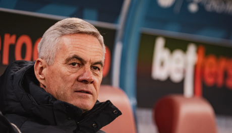 Jacek Zieliński przed meczem Korony Kielce z Rakowem: „Chcemy przełożyć pracę na zwycięstwo”