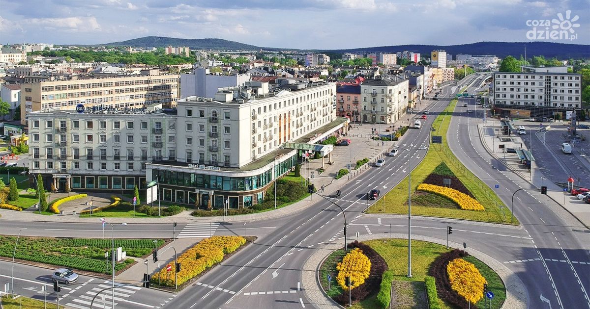 Od środy utrudnienia na ul. Żelaznej w związku z rozbudową dróg rowerowych w Kielcach