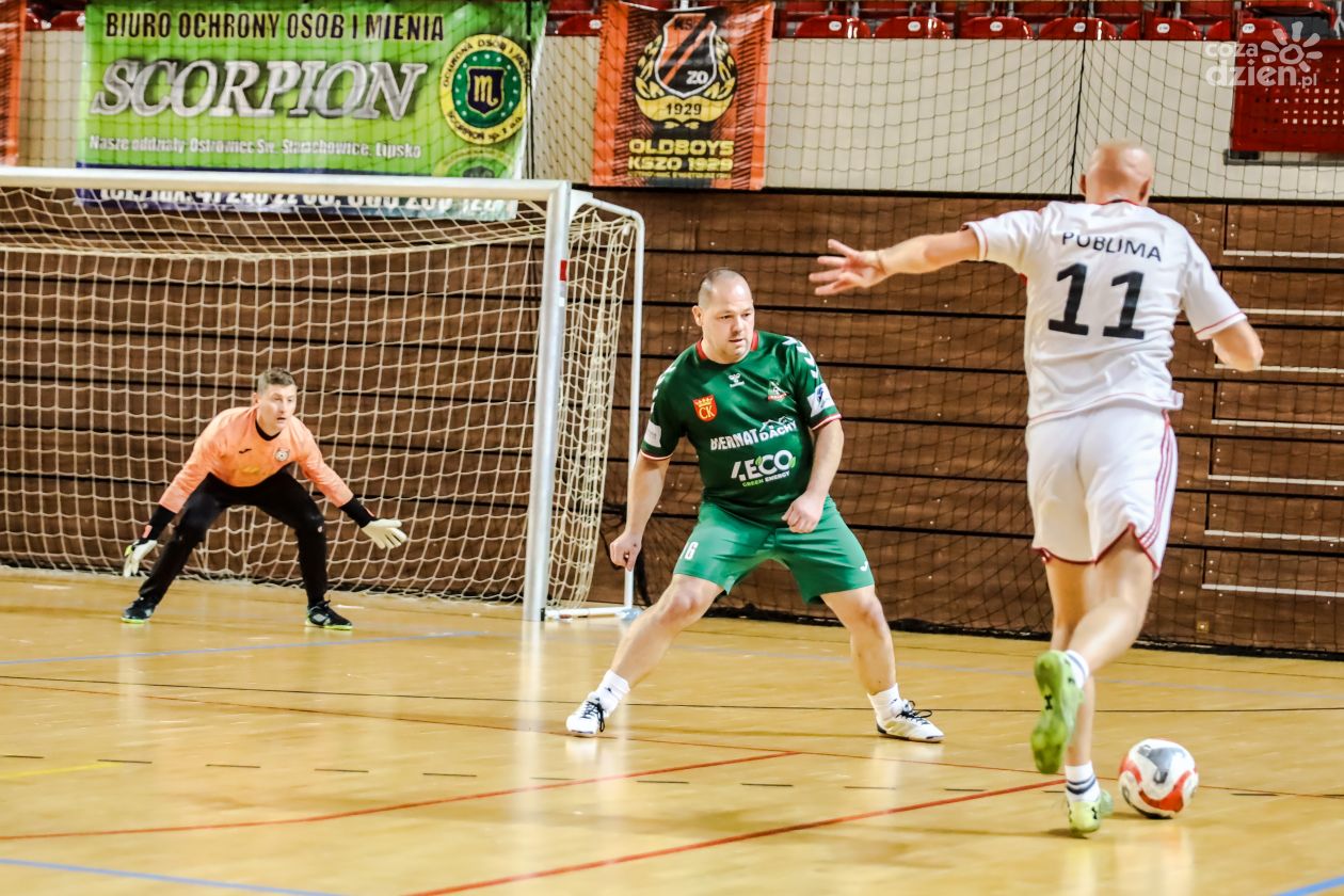 Oldboje z Opola najlepsi podczas Piłkarskiego Dnia Niepodległości