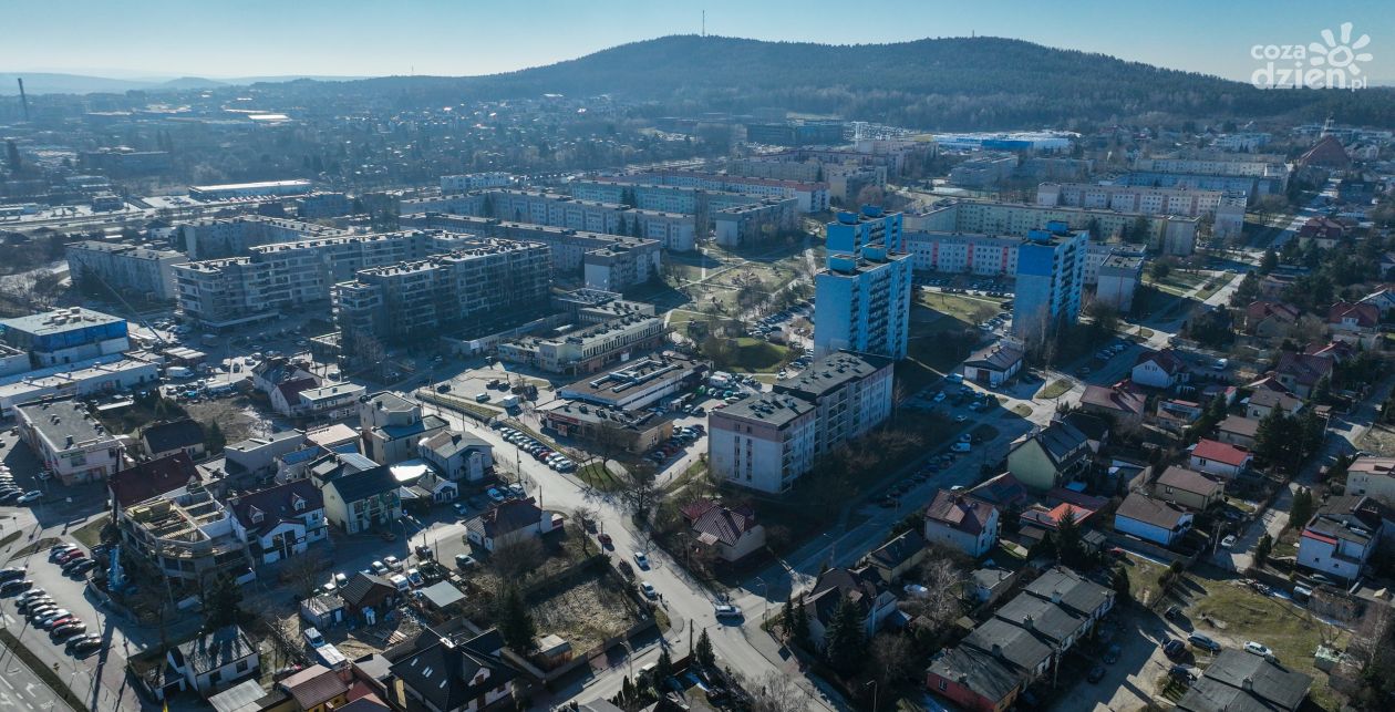 Awaria sieci ciepłowniczej w Kielcach. Zakłócenia w dostawach ciepła na kilku osiedlach