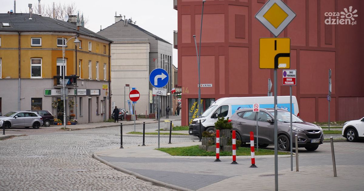 Powrót do stałej organizacji ruchu w trójkącie ulic Pelca, Silniczna, Piotrkowska