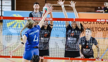 KSZO SMS Ostrowiec Św. - WTS SMS Solna Wieliczka [ZDJĘCIA]