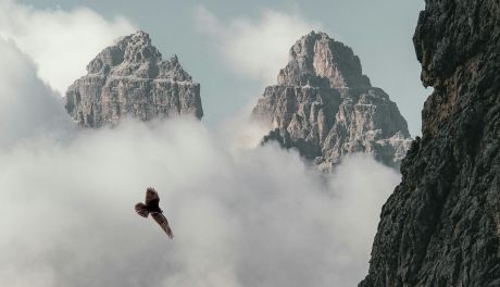 Zimowe cuda Dolomitów: włoski styl, górskie widoki i aperitivo po nartach