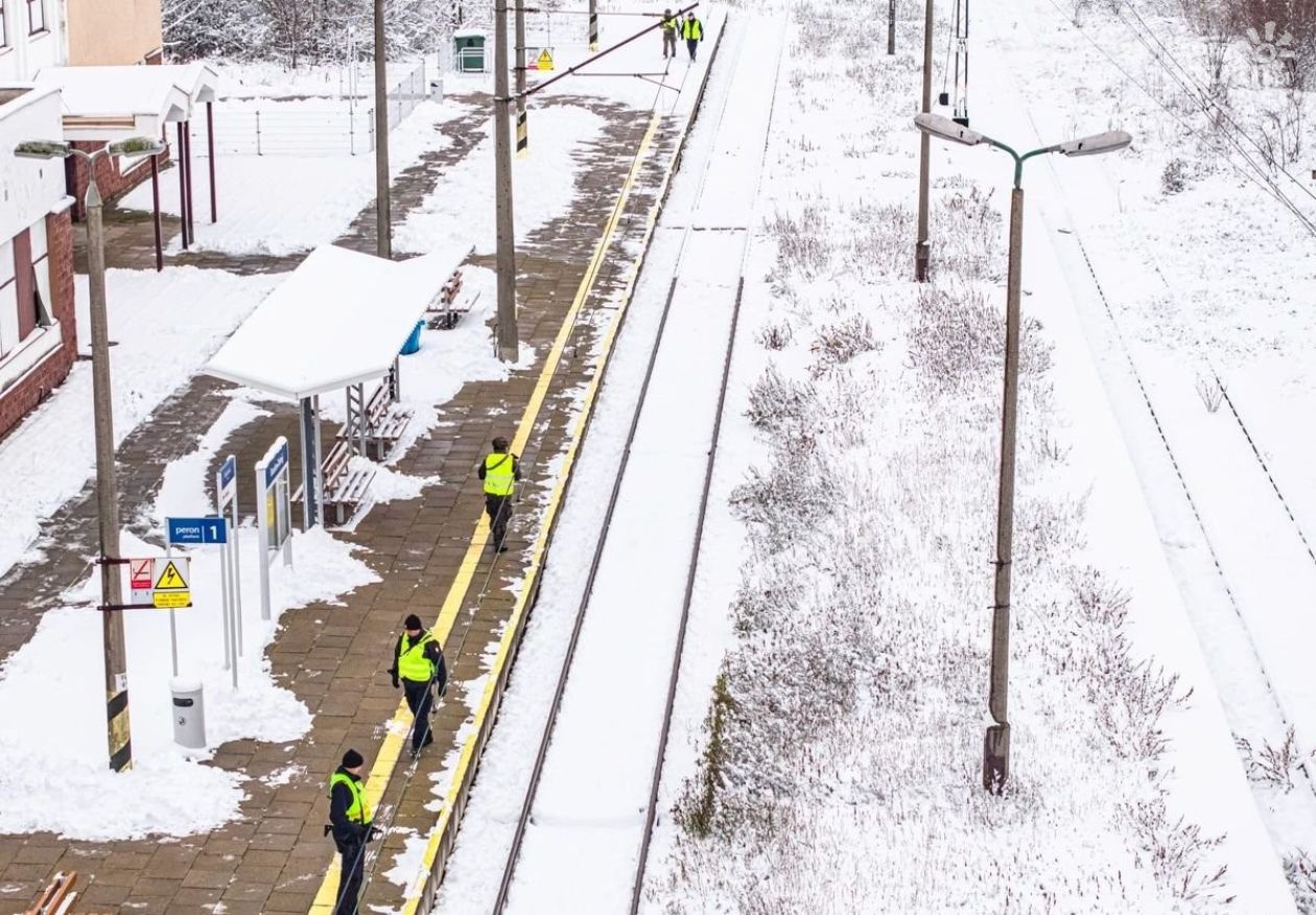 Świętokrzyscy policjanci wzmacniają ochronę infrastruktury kolejowej