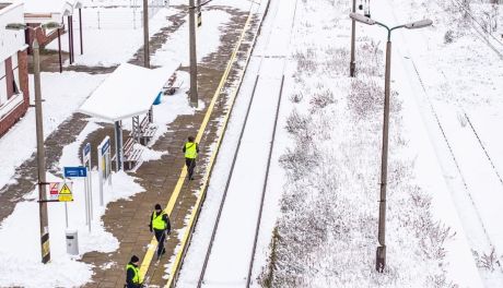 Świętokrzyscy policjanci wzmacniają ochronę infrastruktury kolejowej