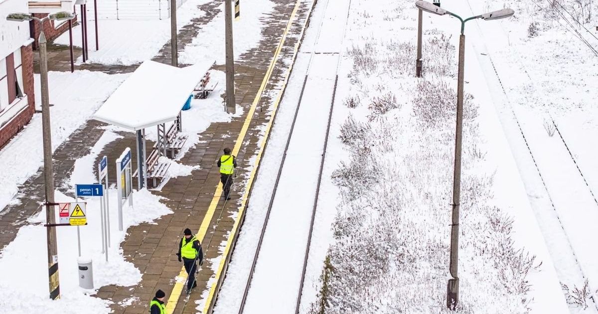 Świętokrzyscy policjanci wzmacniają ochronę infrastruktury kolejowej