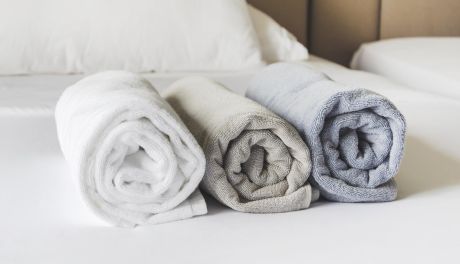 Jak kupować tekstylia do hotelu? Kompletny poradnik zakupowy