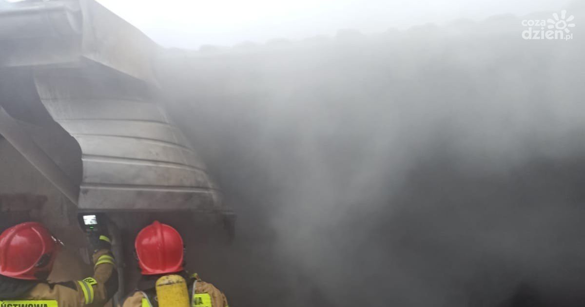 Pożar budynku na ul. Pięknej w Skarżysku-Kamiennej