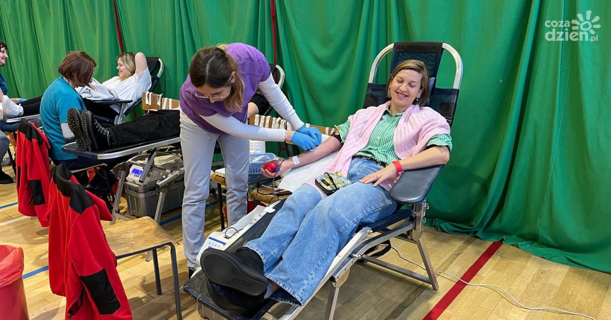 Ostrowieccy uczniowie zaangażowali się w Dni Honorowego Krwiodawstwa