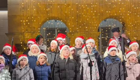 II Świętokrzyski Jarmark Bożonarodzeniowy w Kielcach przyciągnął tłumy