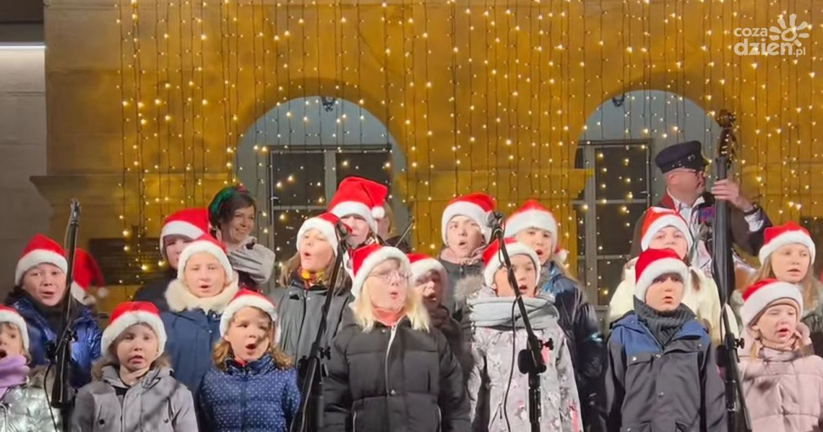 II Świętokrzyski Jarmark Bożonarodzeniowy w Kielcach przyciągnął tłumy