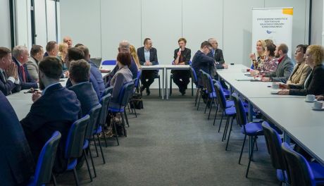 Oficjalna inauguracja dwóch projektów dotyczących zrównoważonej mobilności w Kielcach i regionie