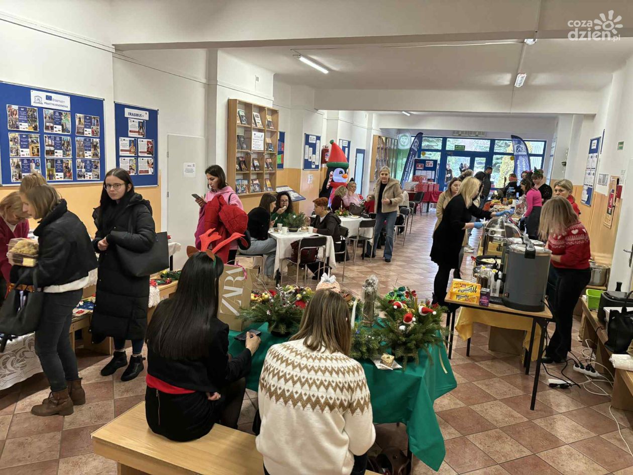 Studencka solidarność z sercem. Ponad 16 tysięcy złotych dla dzieci z domów dziecka