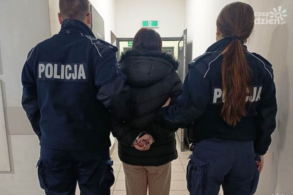 Pijana matka za kierownicą. Ponad 3 promile alkoholu i 4-letnie dziecko w samochodzie