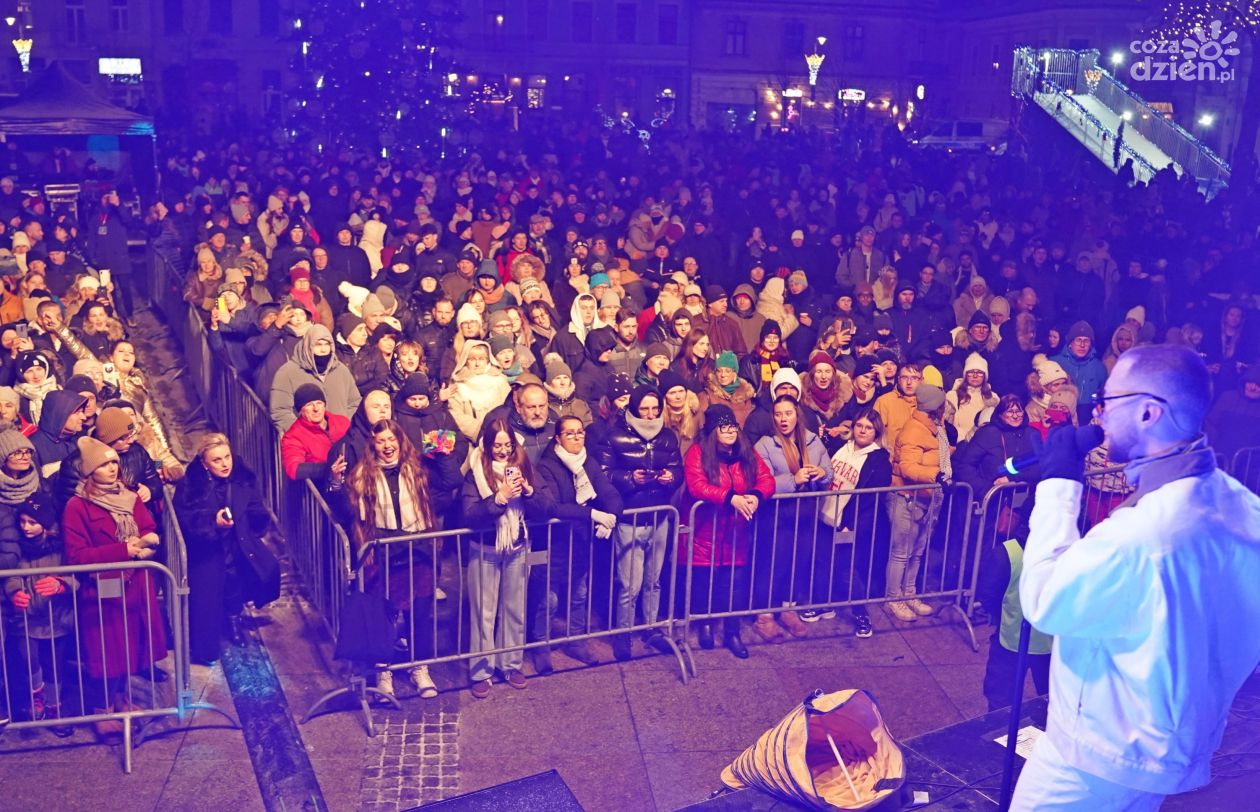 Nowy Rok przywitany na Rynku. Kielce weszły w 2026 z muzyką i pozytywną energią