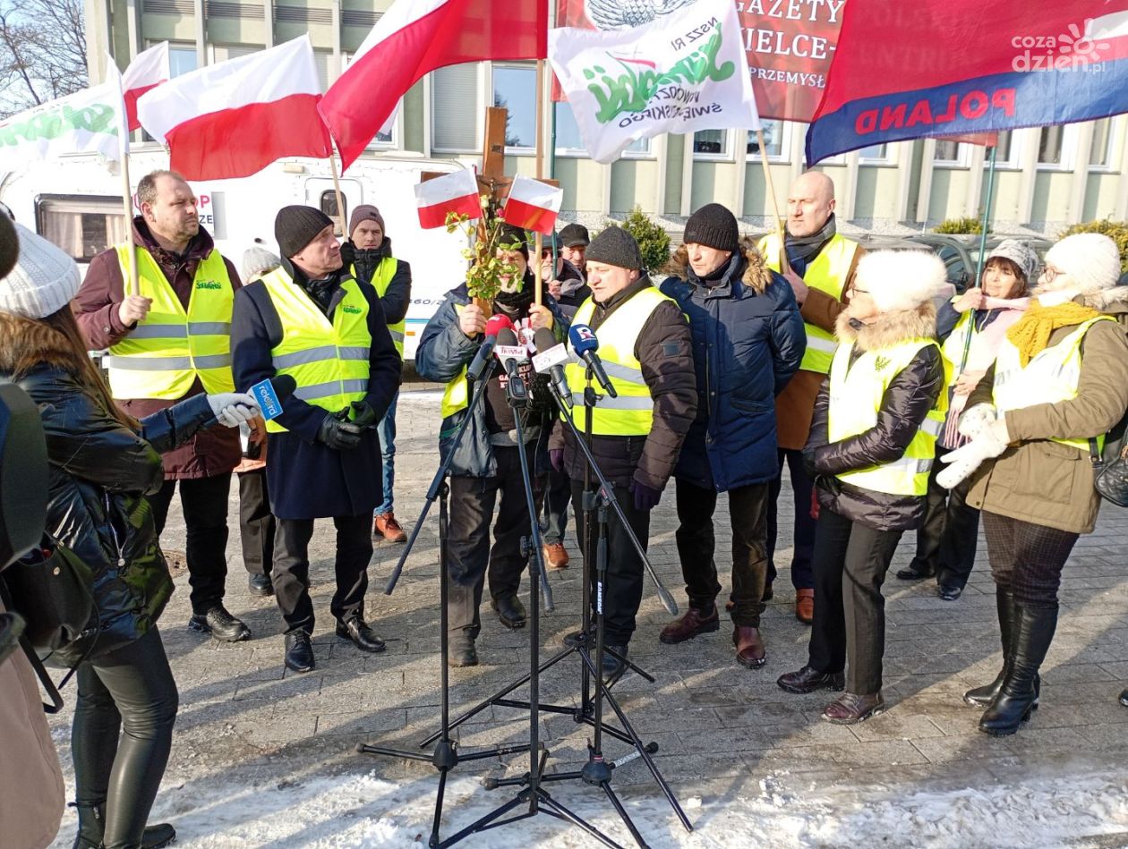 Rolnicy protestują przeciwko umowie Mercosur. „To zagrożenie dla polskiego rolnictwa i konsumentów”