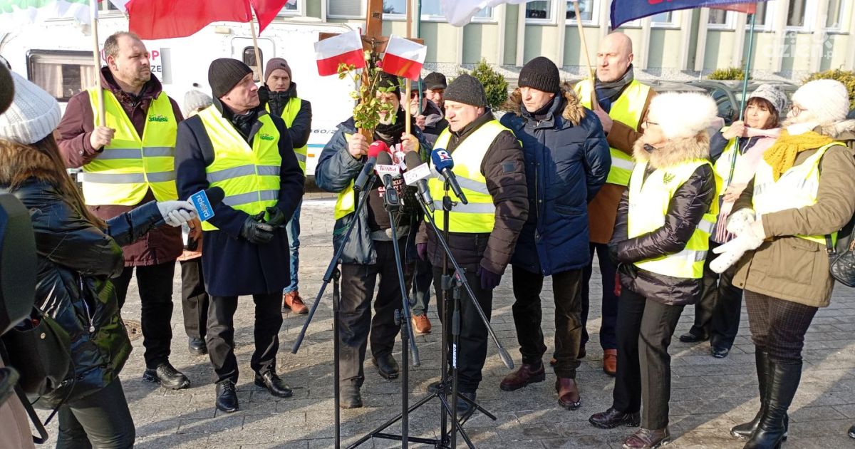 Rolnicy protestują przeciwko umowie Mercosur. „To zagrożenie dla polskiego rolnictwa i konsumentów”