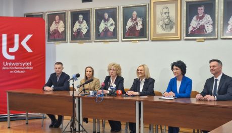 UJK w Kielcach i Urząd Marszałkowski Województwa Świętokrzyskiego podpisały porozumienie o współpracy. Pierwsza taka inicjatywa w Polsce
